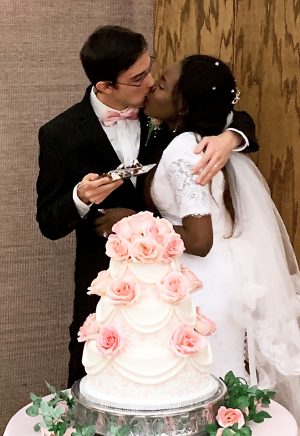 cake and kissing