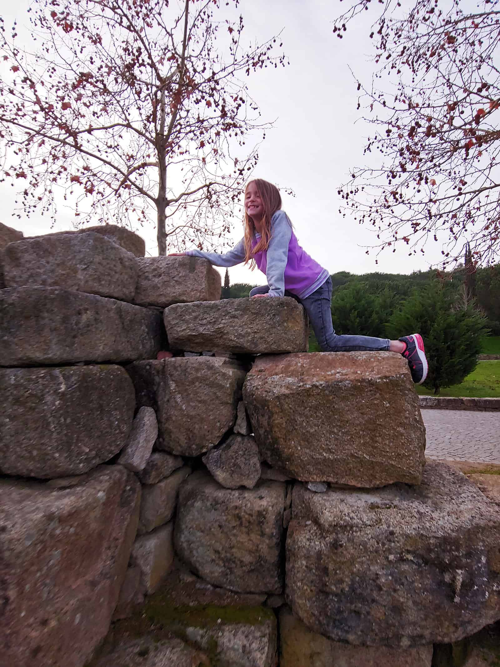 Lisbon climbing the wall