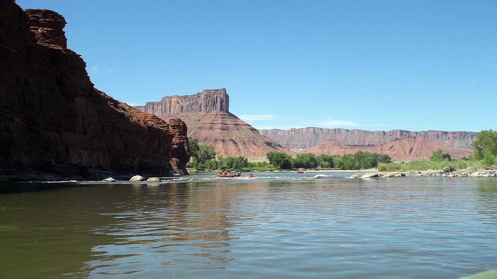 Rafting on the Colorado River2